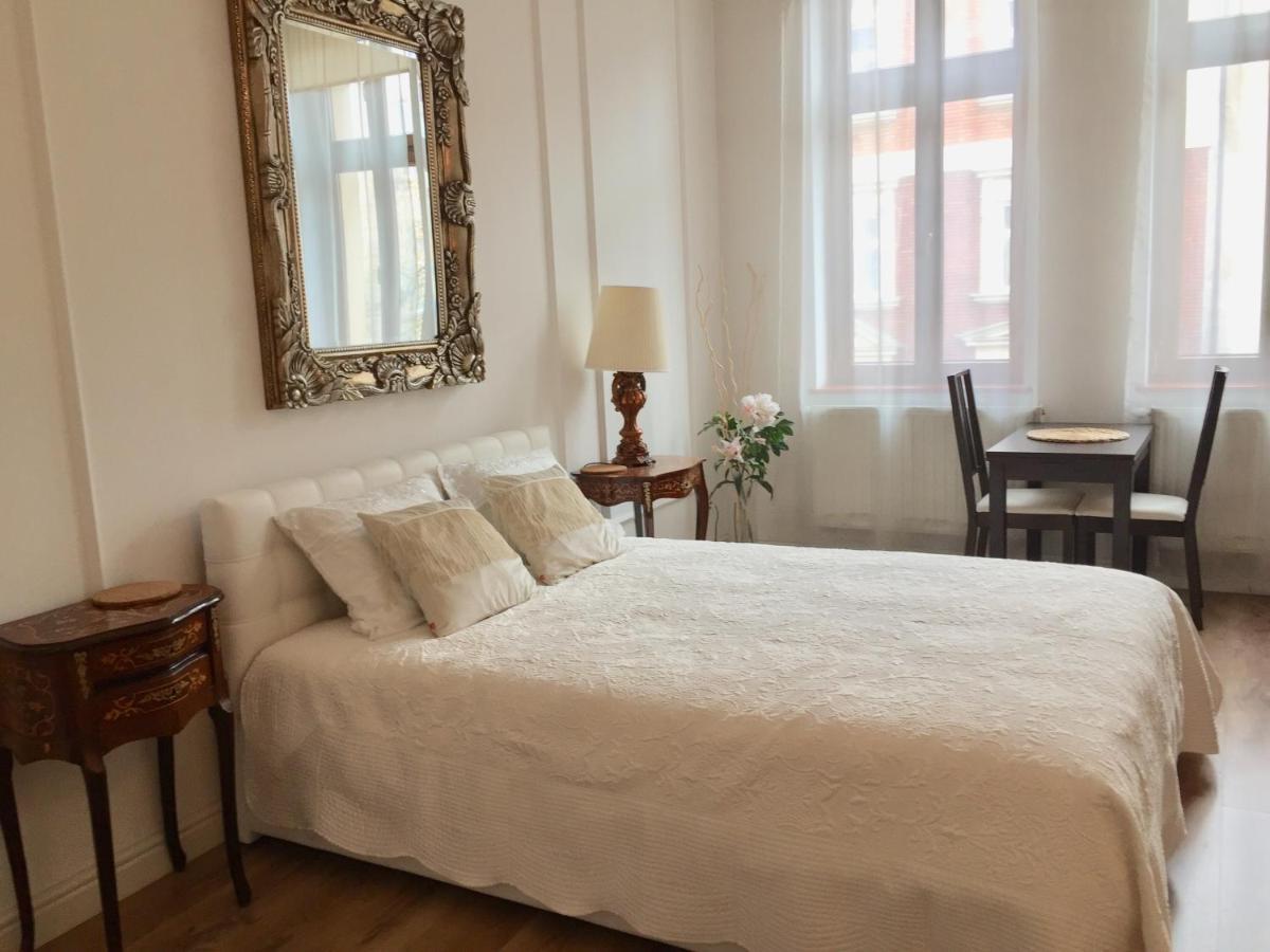 Studio Appartment In Old Town Krakau Exterior foto